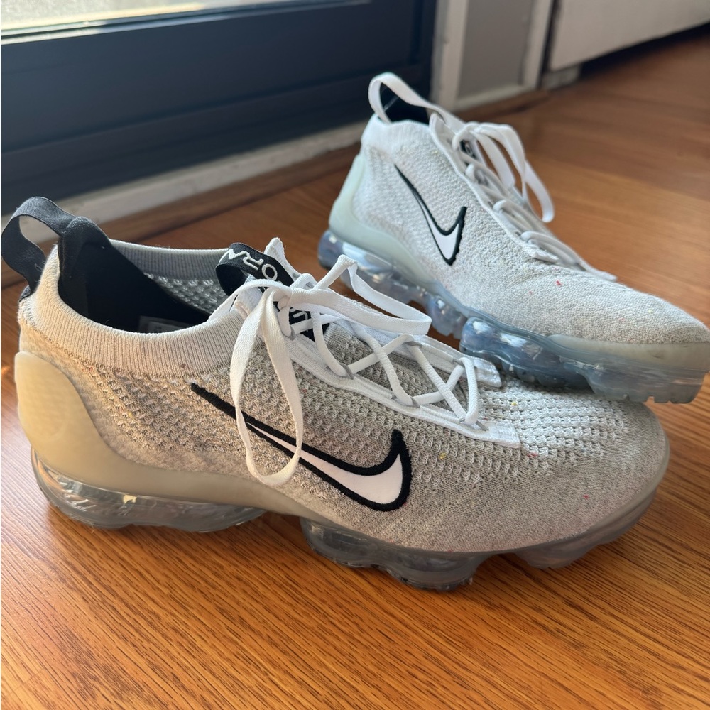 Nike Air VaporMax Flyknit shoes